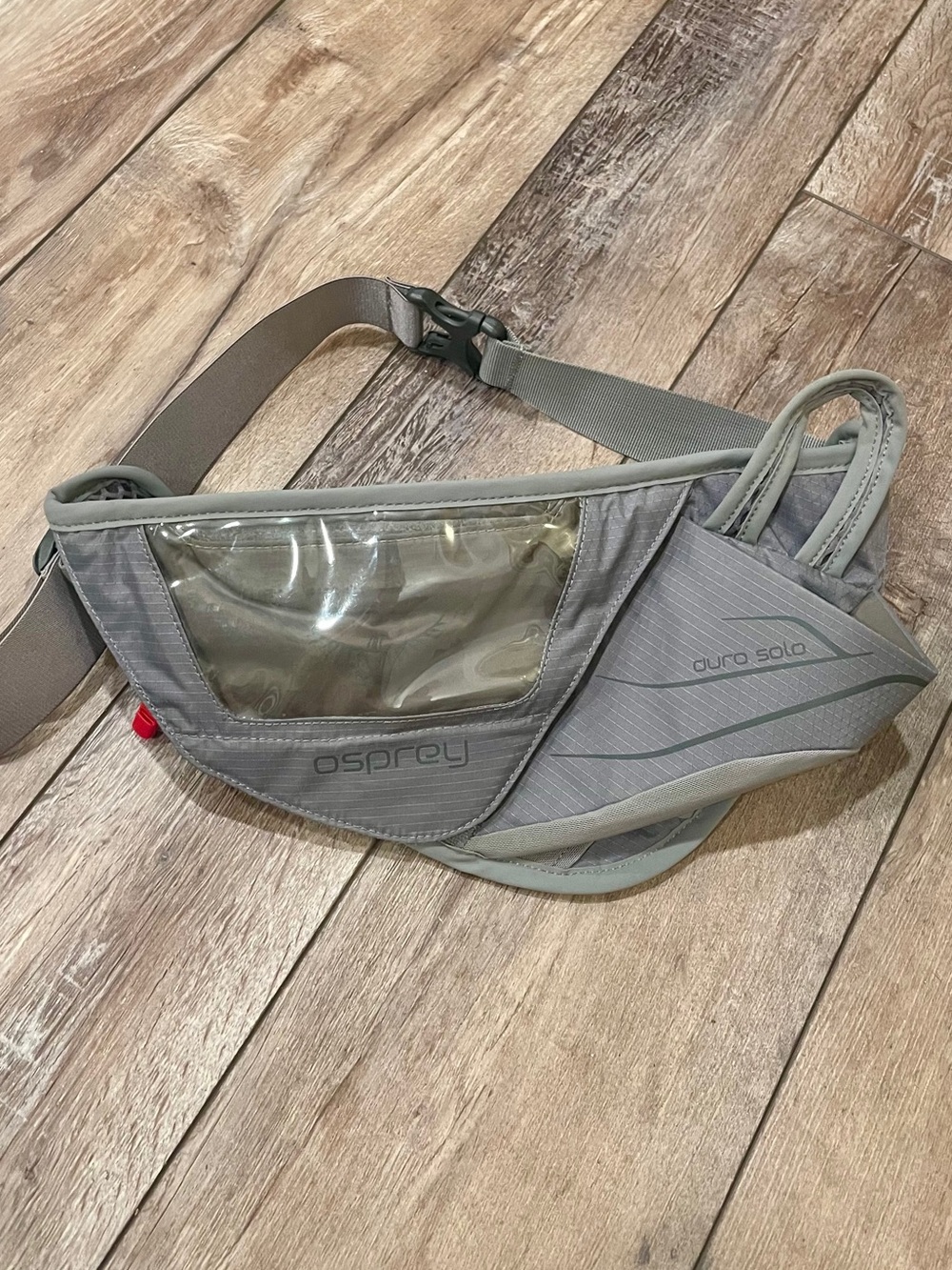 Osprey Duro Solo running waist pack in grey, water bottle phone pack lightweight
